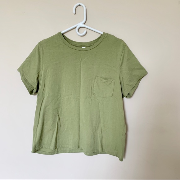 green pocket tee - Picture 2 of 3